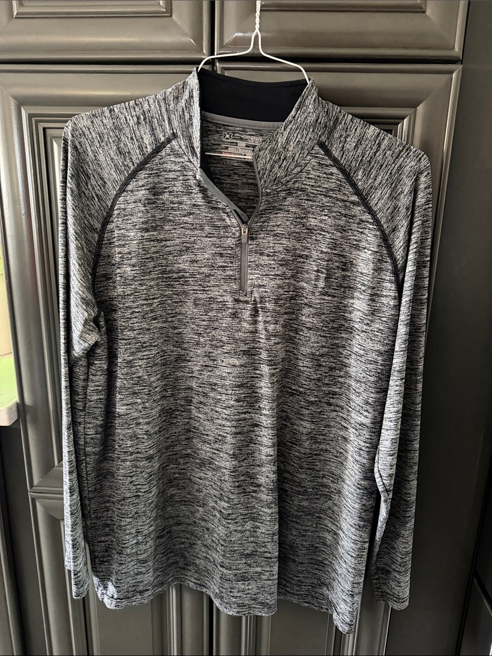 Under Armour Men's Grey Marled Quarter-Zip Performance Pullover